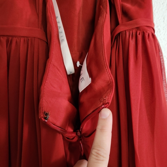 Dress - Picture 9 of 12